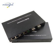 Emplacements 2SFP + 4 ports Ethernet gigabit 10/100/1000 Base Media Converter